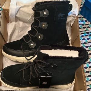 Woman’s sorel insulated boots